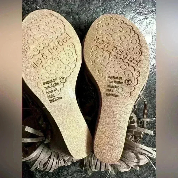 Fringe Wedge Sandals - Picture 5 of 5